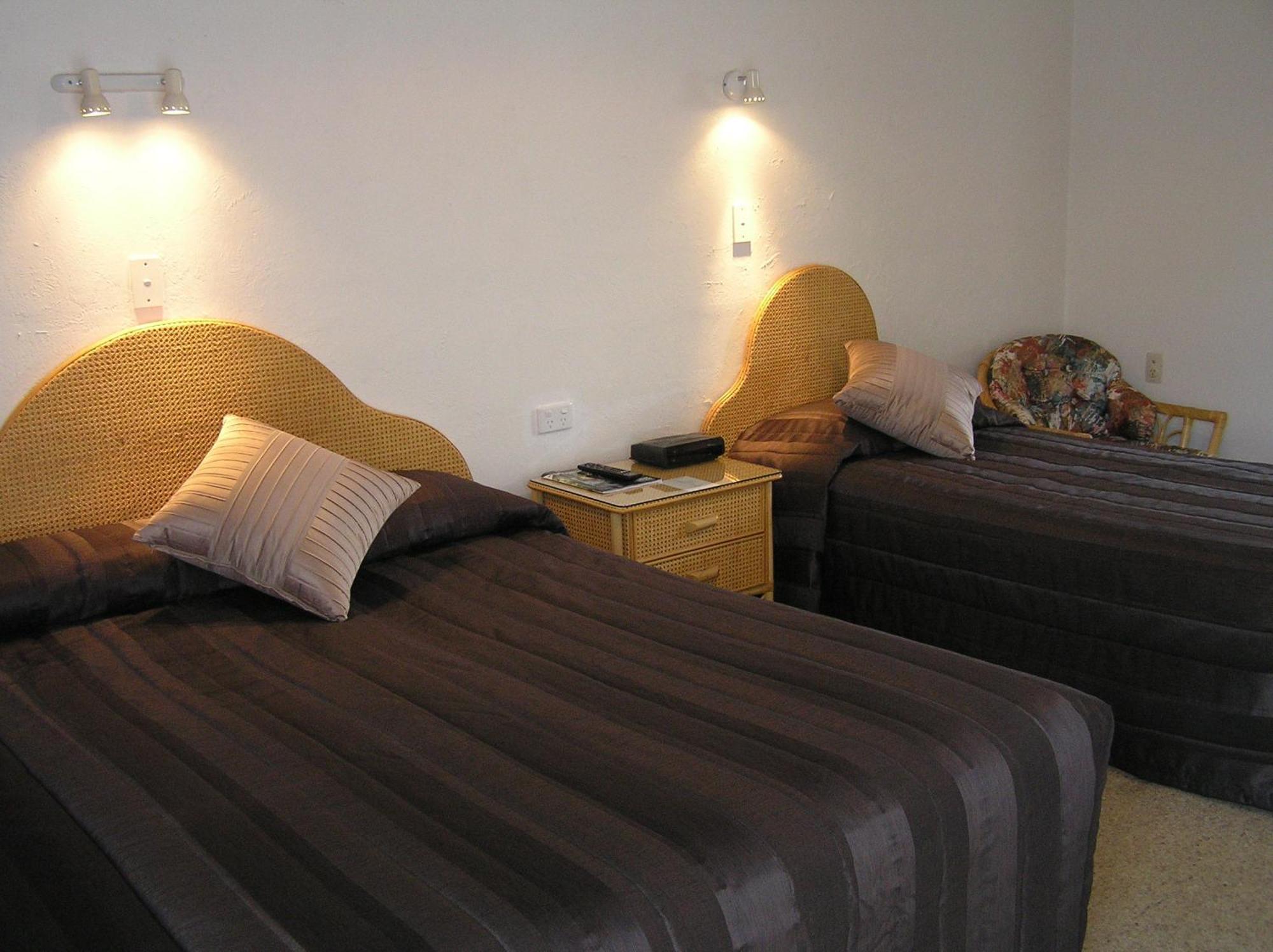 Coachman Motel Тайгейп Номер фото